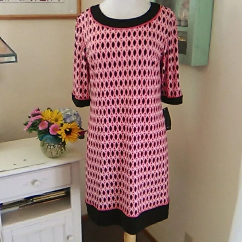 NWT R & K Knit Shift Dress
